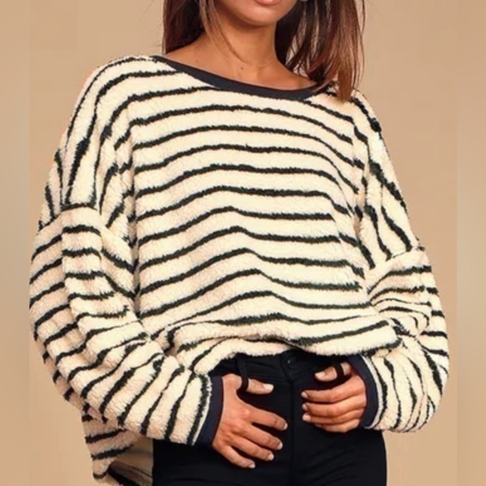 UGC FREE PEOPLE Breton Black & vory Striped Sherpa Pullover Sweater Size Small